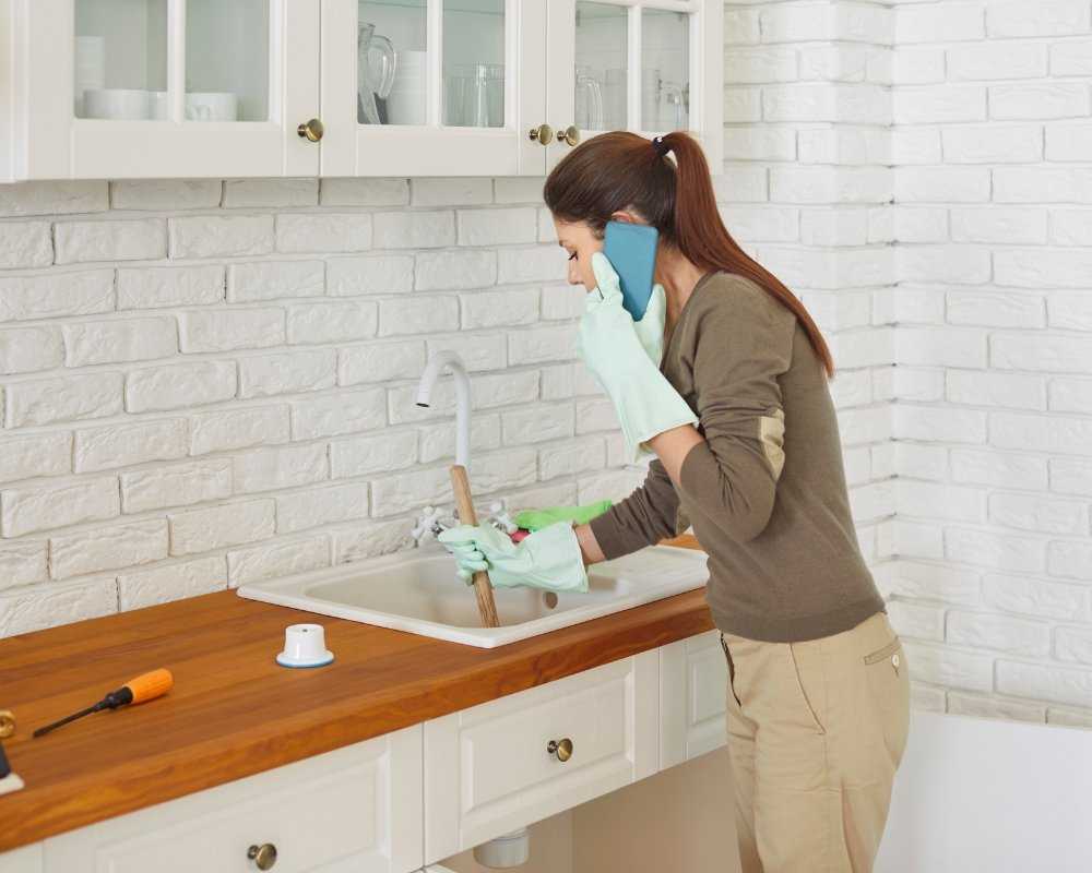Dicas Práticas de Como Desentupir a Pia de Cozinha: Soluções Rápidas e Eficazes